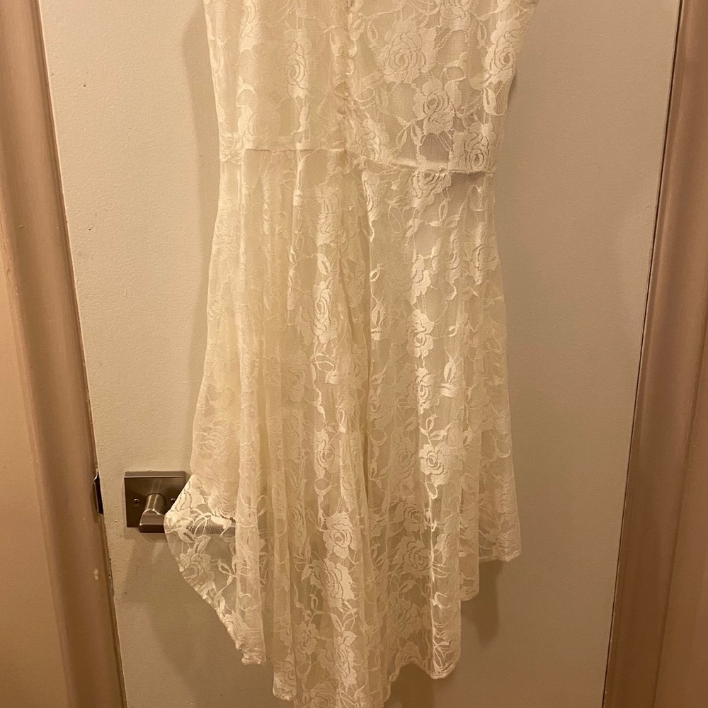 White lace dress